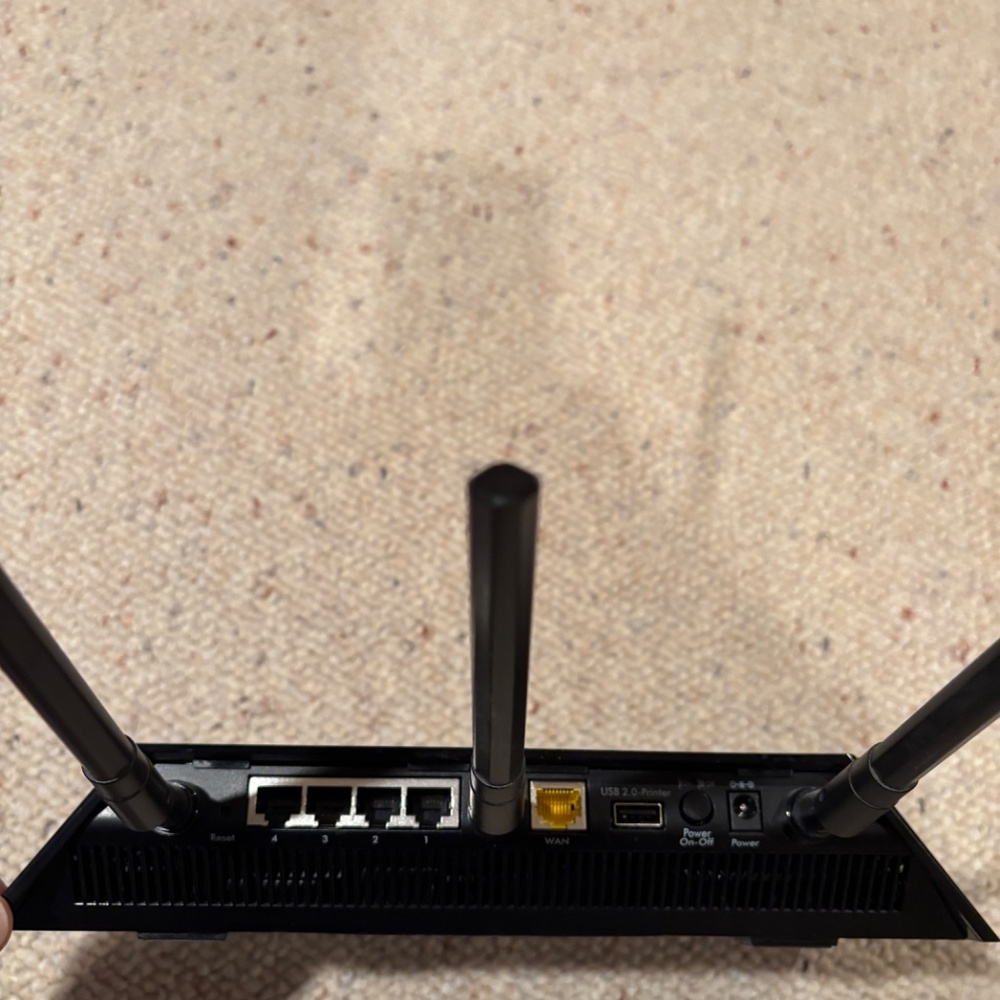 Netgear Router AC1750 - Picture 3 of 6